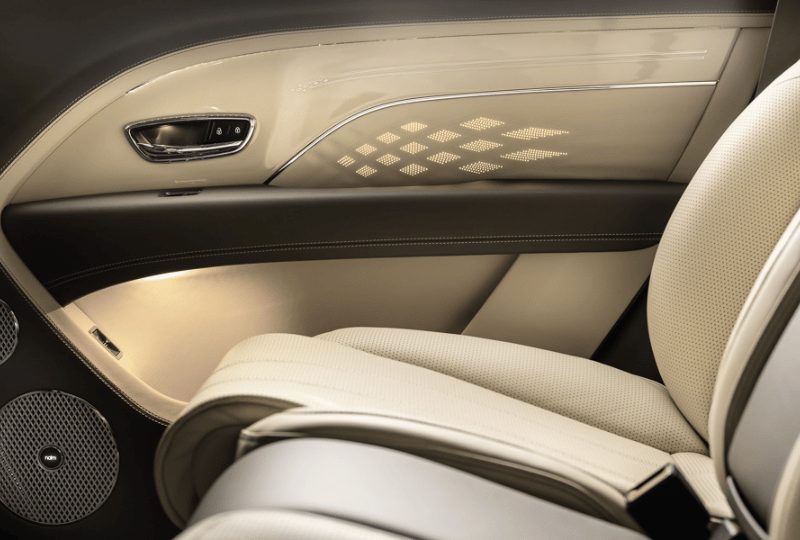 Bentley Bentayga EWB Azure