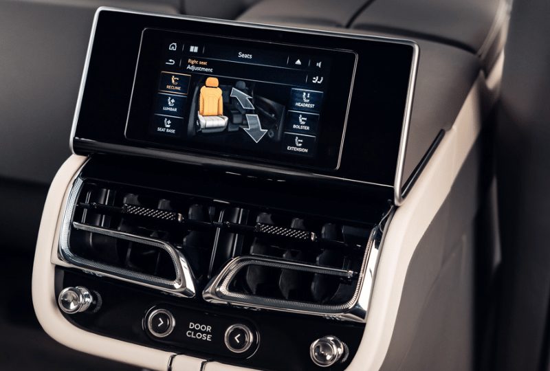 Bentley Bentayga EWB Azure